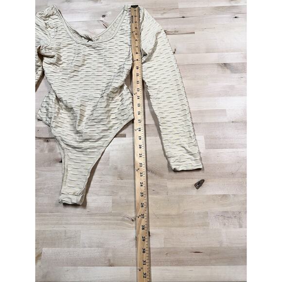 Jolie & Joy Medium Ivory Cream Waffle Long Sleeve Open Back Bodysuit EUC - Picture 4 of 7